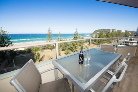 Wyuna Beachfront Holiday Apartments - Accommodation Mount Tamborine 0