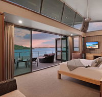 Yacht Club Villa 33 - Serenity - 4 Bedroom 4 Bathroom House Ocean Views 2 Buggies - Accommodation Mount Tamborine
