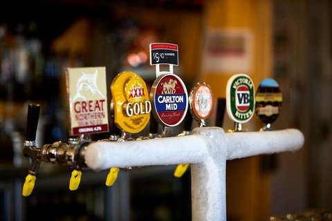 Yandina Hotel - Accommodation Mount Tamborine 2