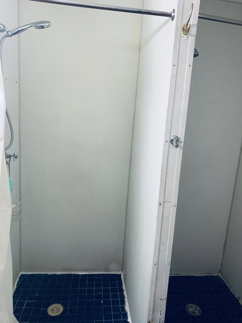Yellow Submarine Backpackers - Accommodation Mount Tamborine 3