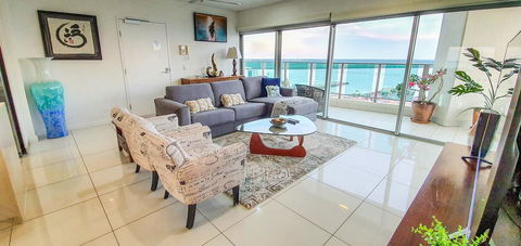 ZEN BY THE WATER - Darwin Premier Retreat - Accommodation Mount Tamborine 0