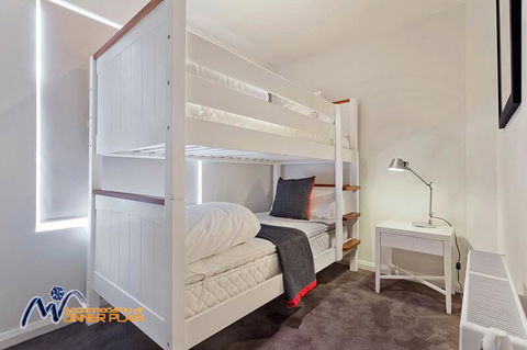Zoncolan - Accommodation Mount Tamborine 1