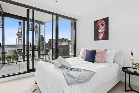 A Stylish 2BR Apt With FREE Parking - Accommodation Mount Tamborine 1
