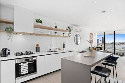 A Stylish 2BR Apt With FREE Parking - Accommodation Mount Tamborine 4
