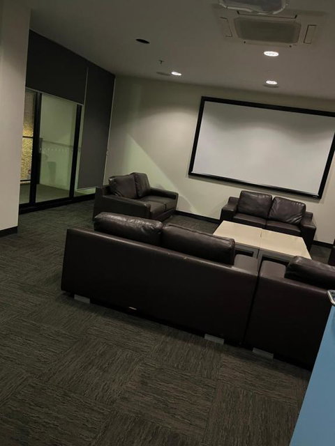 Adelaide City Vibe - Accommodation Mount Tamborine 3