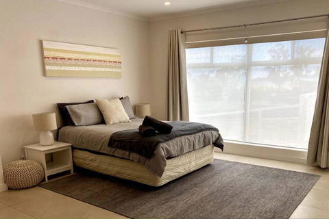 Adorable Studio Next To Cafe, Walk To Beach! - Accommodation Mount Tamborine 1