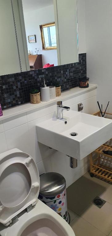 Alt 18 - Accommodation Mount Tamborine 4