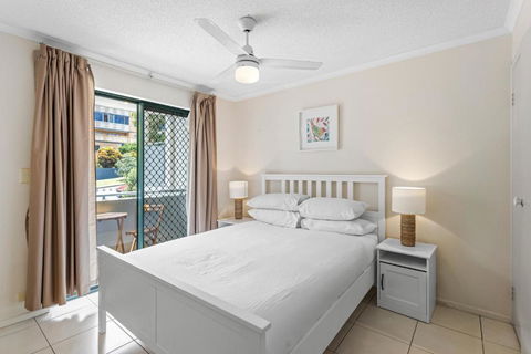 Albion Convenient Hideaway With Parking & Balcony - Accommodation Mount Tamborine 1
