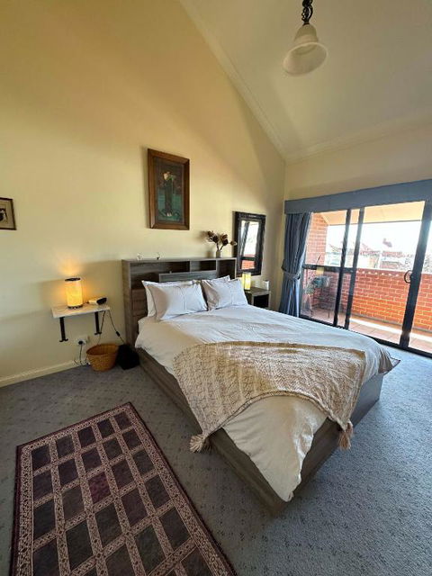 Apartment In The Heart Of Bathurst Walk Everywhere - Accommodation Mount Tamborine 0