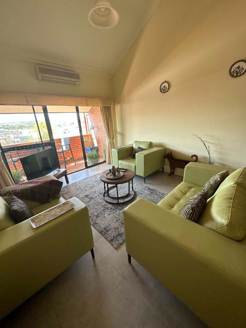 Apartment In The Heart Of Bathurst Walk Everywhere - Accommodation Mount Tamborine 1
