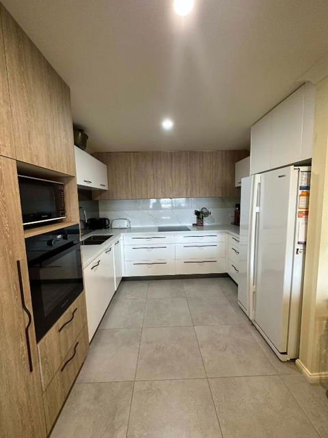 Apartment In The Heart Of Bathurst Walk Everywhere - Accommodation Mount Tamborine 4