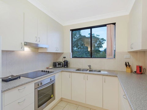 Apollo Unit 8 1st Floor - Accommodation Mount Tamborine 4