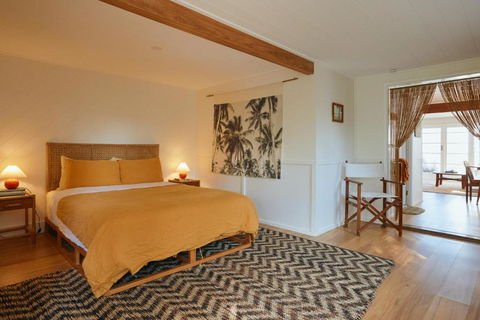 BAY PROPERTIES . The Sailors Bungalow - Accommodation Mount Tamborine 1