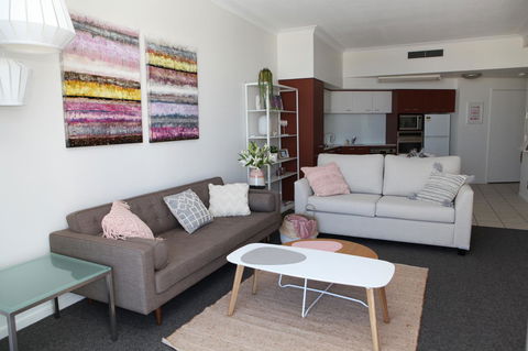 Chevron Renaissance Ocean View - Accommodation Mount Tamborine 14