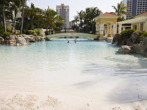 Chevron Renaissance Ocean View - Accommodation Mount Tamborine 24