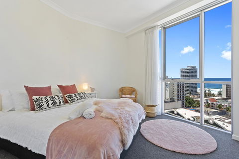 Chevron Renaissance Ocean View - Accommodation Mount Tamborine 18