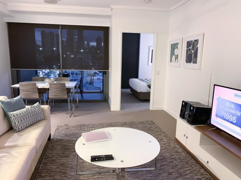 M&A Apartments - Accommodation Mount Tamborine 10