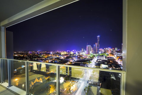 M&A Apartments - Accommodation Mount Tamborine 13