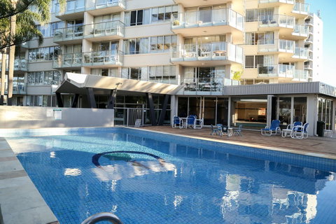 Pacific Regis Beachfront Holiday Apartments - Accommodation Mount Tamborine 9