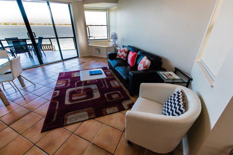 La Promenade - Accommodation Mount Tamborine 3