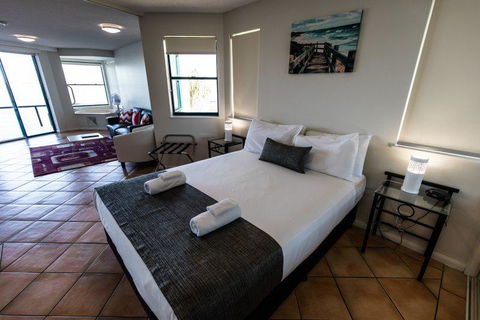 La Promenade - Accommodation Mount Tamborine 1
