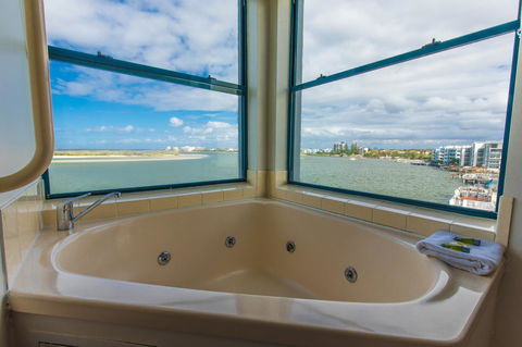 La Promenade - Accommodation Mount Tamborine 36