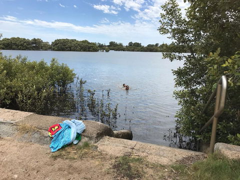 Absolute Waterfront - Accommodation Mount Tamborine 8