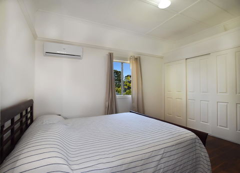Absolute Waterfront - Accommodation Mount Tamborine 2