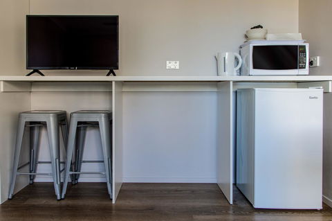 Burleigh Gold Coast Motel - Accommodation Mount Tamborine 4