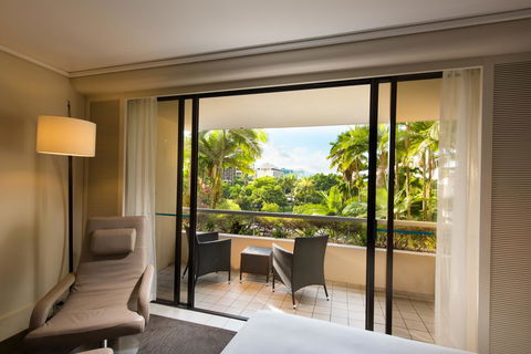 Hilton Cairns - Accommodation Mount Tamborine 10