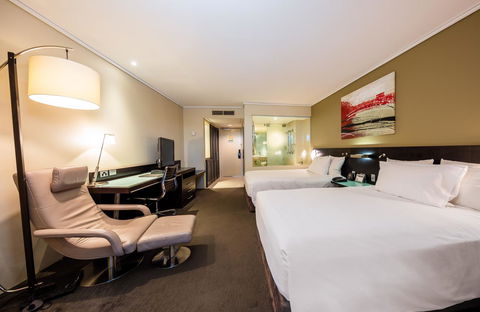 Hilton Cairns - Accommodation Mount Tamborine 11