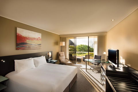 Hilton Cairns - Accommodation Mount Tamborine 9