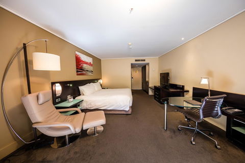 Hilton Cairns - Accommodation Mount Tamborine 31