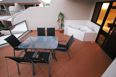 Burleigh On The Beach - Accommodation Mount Tamborine 30
