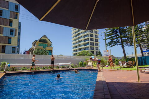Carrington Court - Accommodation Mount Tamborine 18