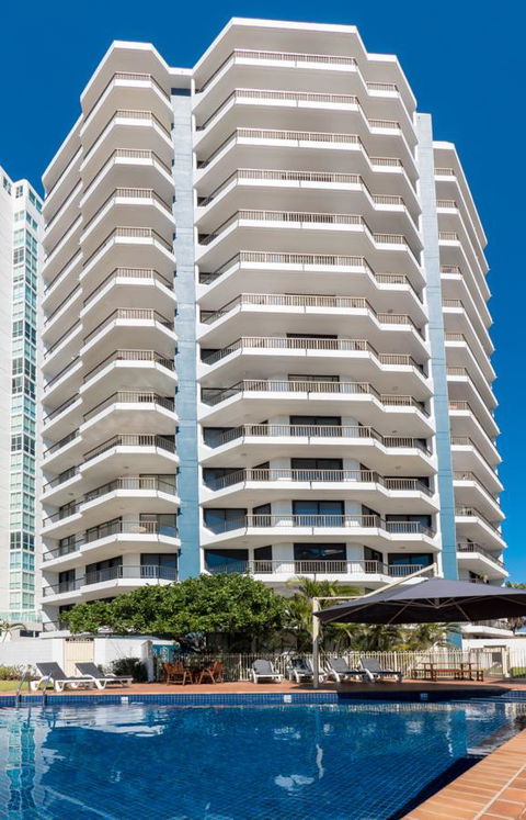 Carrington Court - Accommodation Mount Tamborine 0