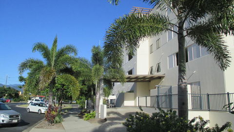 Edge Apartments Cairns - Accommodation Mount Tamborine 24