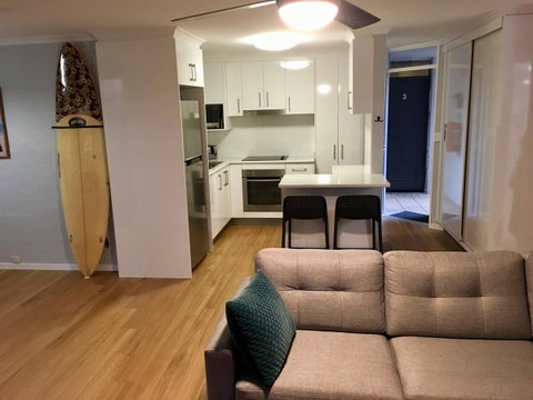 Burleigh Palms Holiday Apartments - Accommodation Mount Tamborine 9