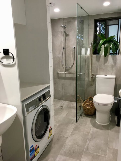 Burleigh Palms Holiday Apartments - Accommodation Mount Tamborine 6