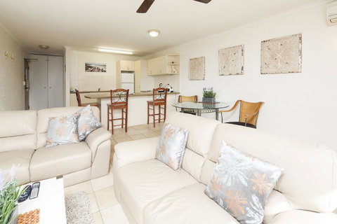 Burleigh Palms Holiday Apartments - Accommodation Mount Tamborine 25