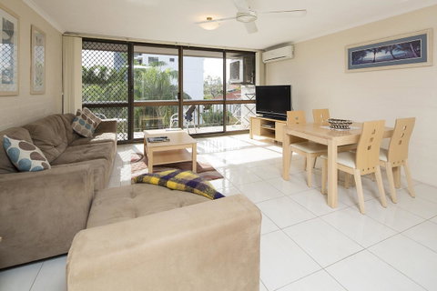 Burleigh Palms Holiday Apartments - Accommodation Mount Tamborine 15