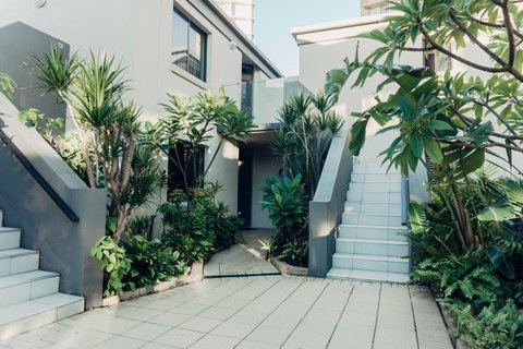 Burleigh Palms Holiday Apartments - Accommodation Mount Tamborine 17