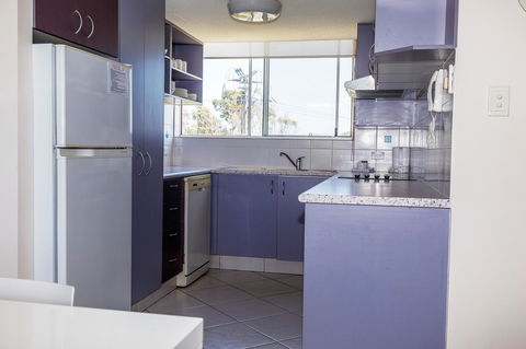 Crystal Beachfront Apartments - Accommodation Mount Tamborine 28