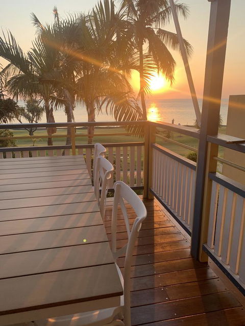 Beach Front Villa At Tangalooma - Accommodation Mount Tamborine 1