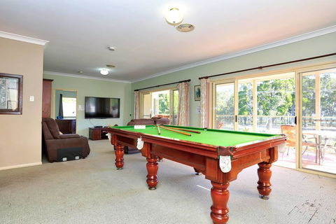 Waterfront At White Patch - Accommodation Mount Tamborine 30