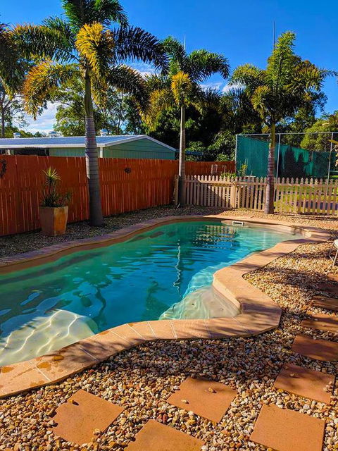Waterfront At White Patch - Accommodation Mount Tamborine 3