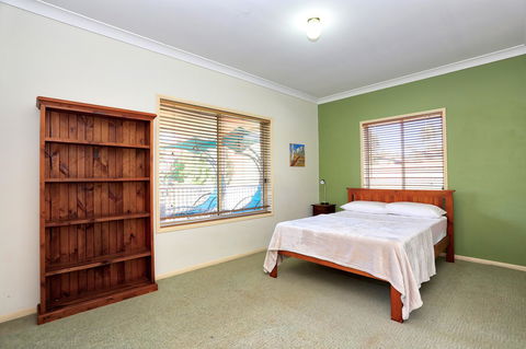Waterfront At White Patch - Accommodation Mount Tamborine 38