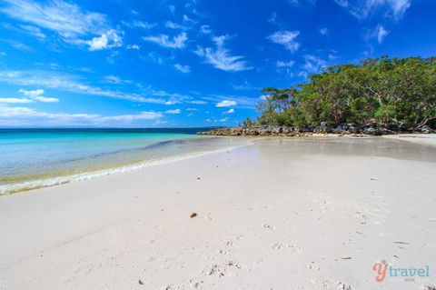 Waterfront At White Patch - Accommodation Mount Tamborine 25
