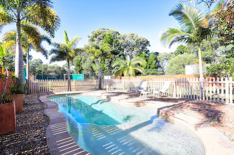 Waterfront At White Patch - Accommodation Mount Tamborine 33