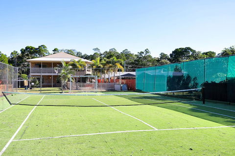 Waterfront At White Patch - Accommodation Mount Tamborine 34